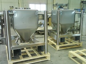 IBC konténer